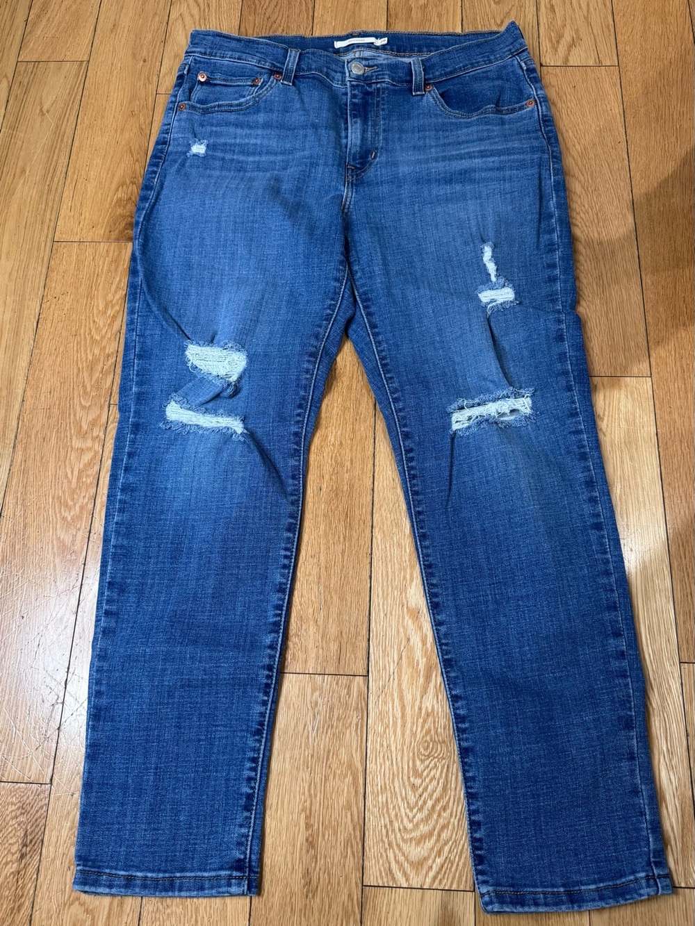 Levi's Boyfriend Distressed Women's Blue Jeans 29